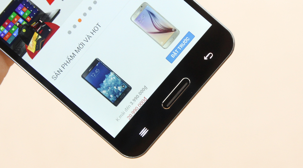 <p>Đ&egrave;n LED t&iacute;n hiệu được đưa xuống phim HOME v&ocirc; c&ugrave;ng độc đ&aacute;o, thời trang v&agrave; tiện dụng</p>