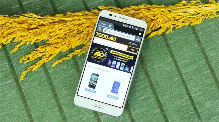 Điện thoại Pantech Vega Secret Up A900L