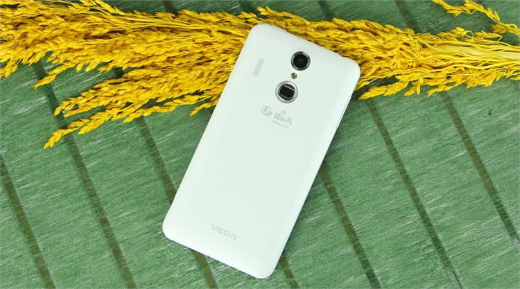 Điện thoại Pantech Vega Secret Up A900L