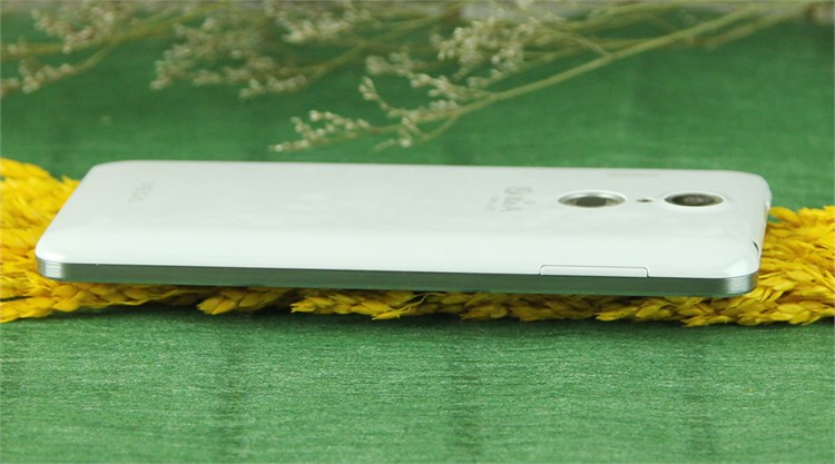 Điện thoại Pantech Vega Secret Up A900L