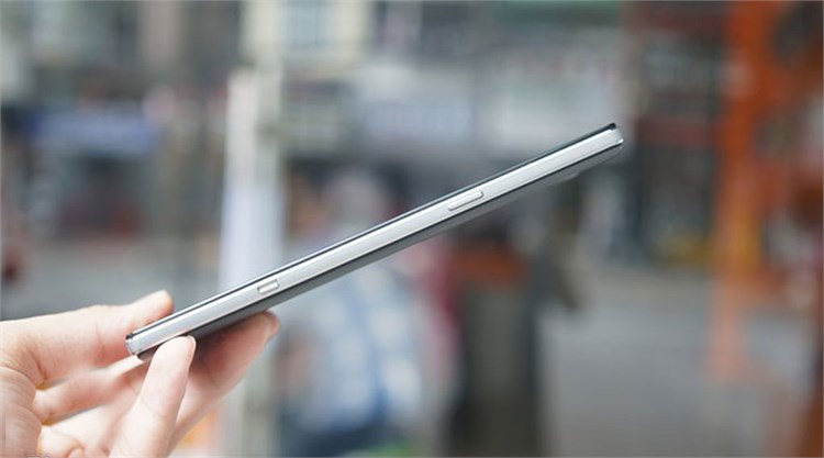 Điện thoại Sky A920S