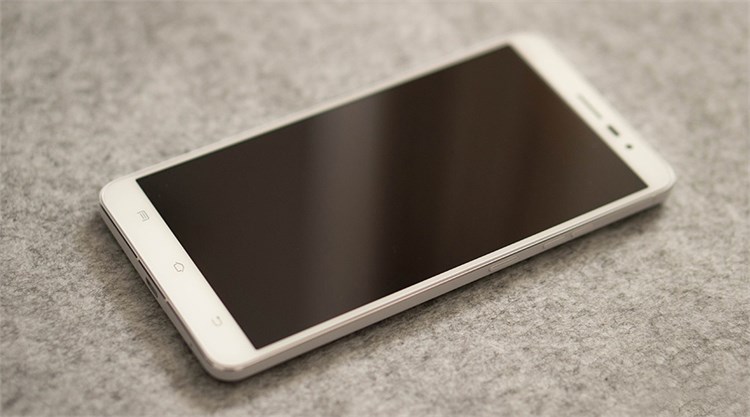 Điện thoại Vivo Xplay 3S