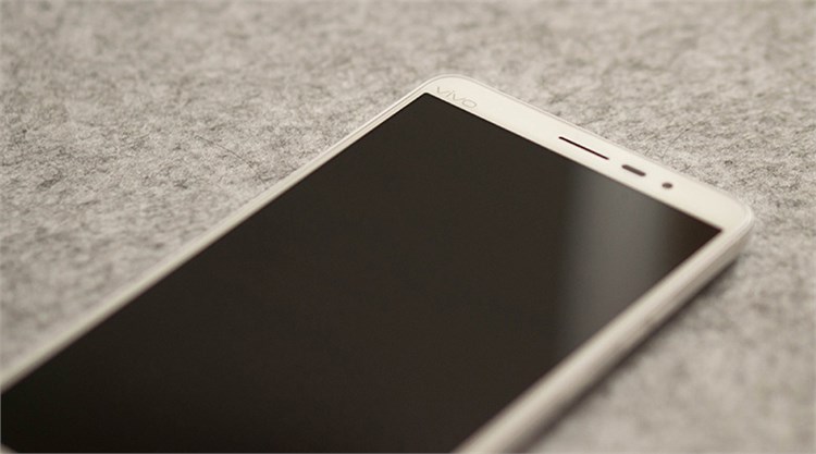 Điện thoại Vivo Xplay 3S