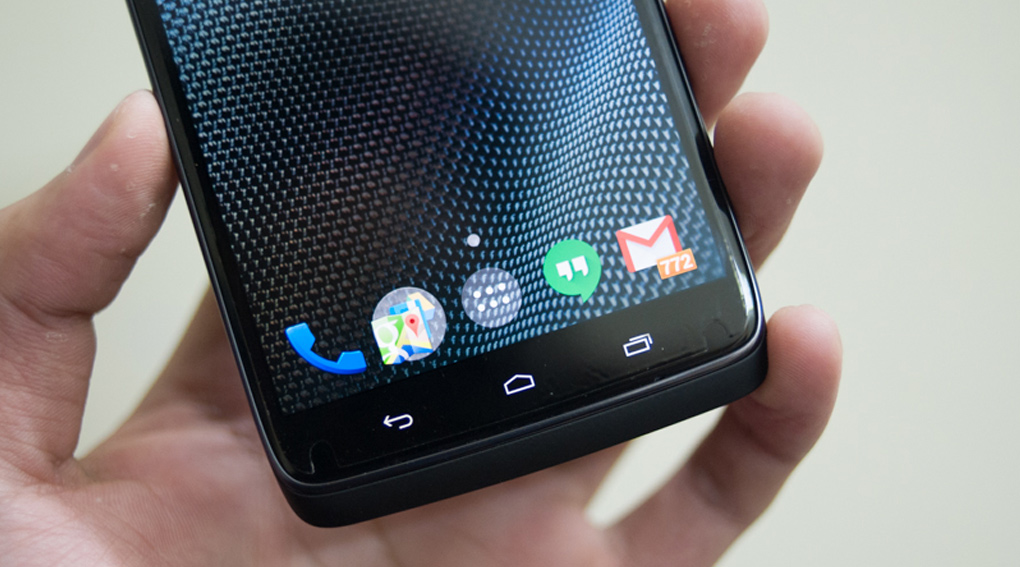 Điện thoại Motorola DROID Turbo