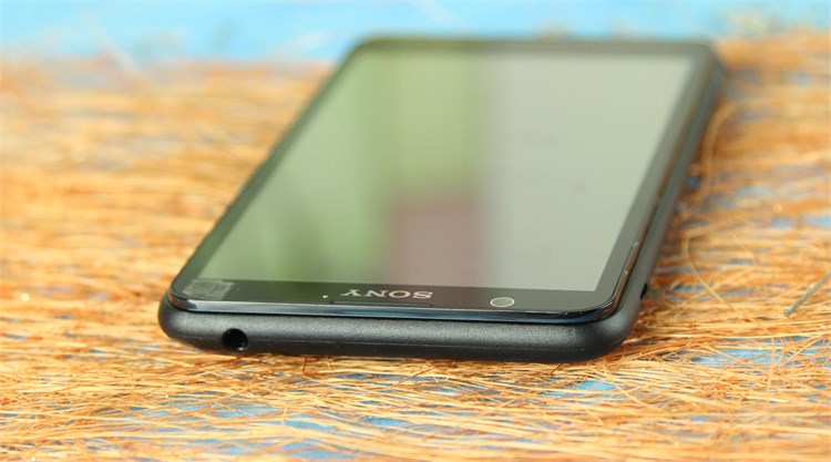 Điện thoại SONY XPERIA E4 DUAL Màu Đen