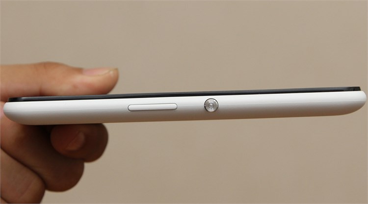 Điện thoại SONY XPERIA E4 DUAL Màu Trắng