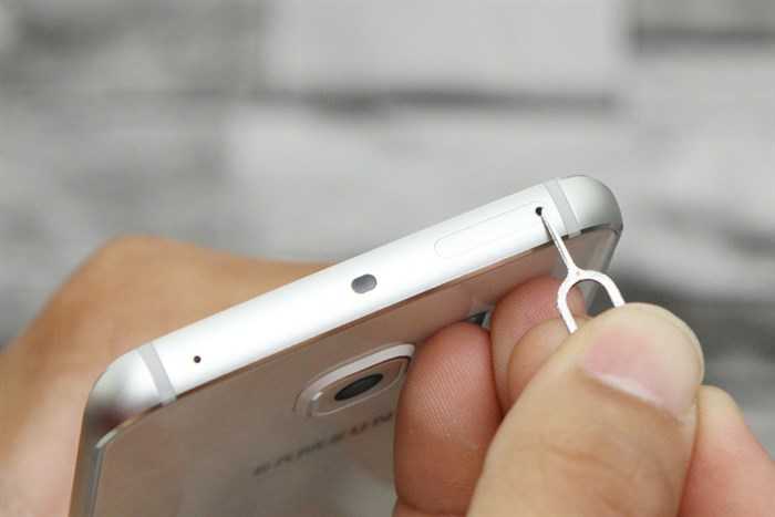 Điện thoại Samsung Galaxy S6 Edge 32GB