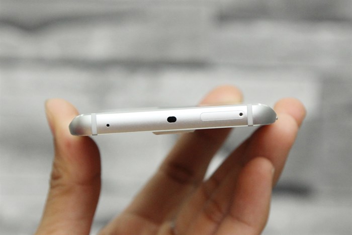 Điện thoại Samsung Galaxy S6 Edge 32GB