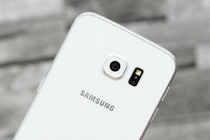 Điện thoại Samsung Galaxy S6 Edge 32GB