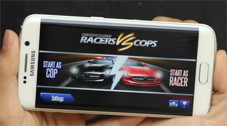 Điện thoại Samsung Galaxy S6 Edge 32GB Màu Trắng