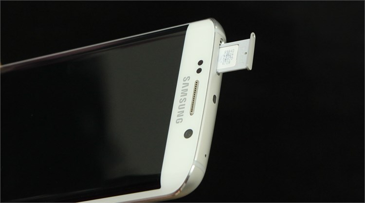 Điện thoại Samsung Galaxy S6 Edge 32GB Màu Trắng