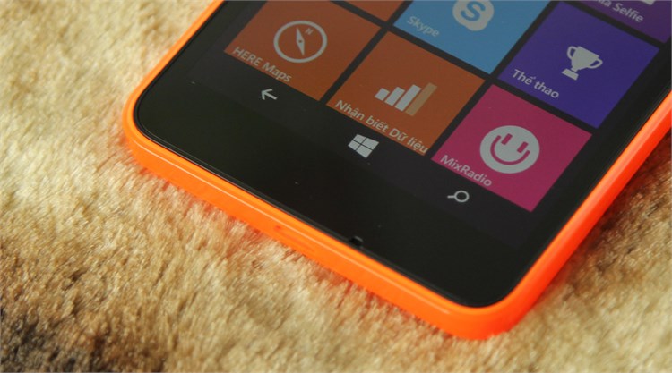 Điện thoại Microsoft Lumia 640