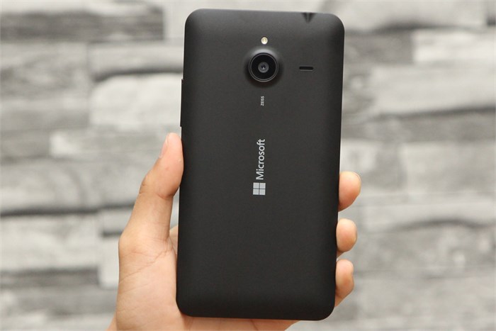 Điện thoại Microsoft Lumia 640 XL