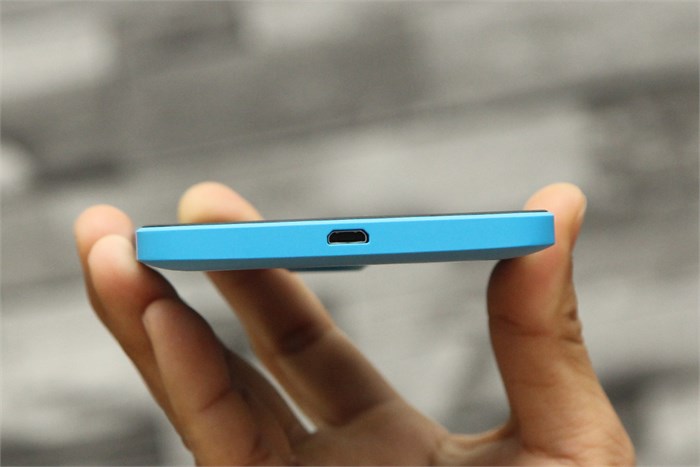 Điện thoại Microsoft Lumia 640 XL