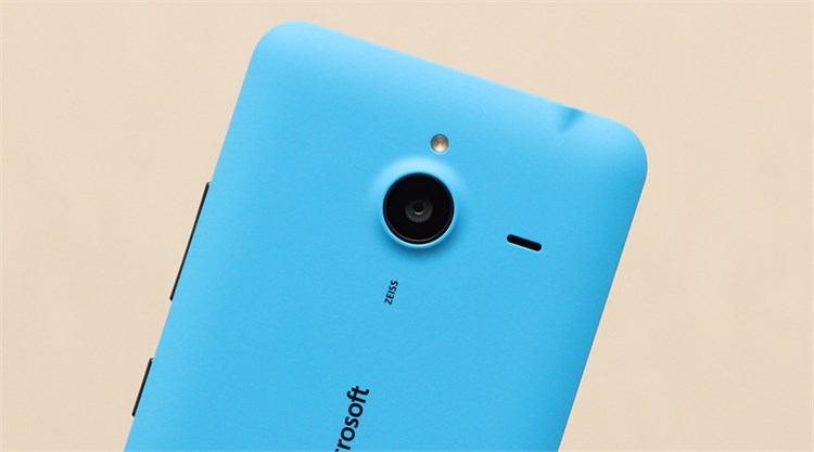 Điện thoại Microsoft Lumia 640 XL