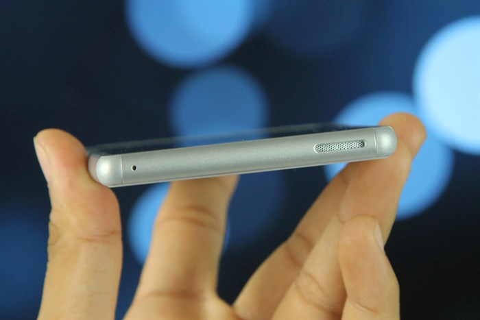 Điện thoại Sony Xperia M4 Aqua Dual Màu Trắng