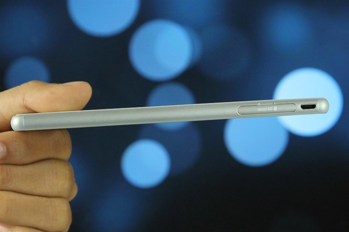 Điện thoại Sony Xperia M4 Aqua Dual Màu Trắng