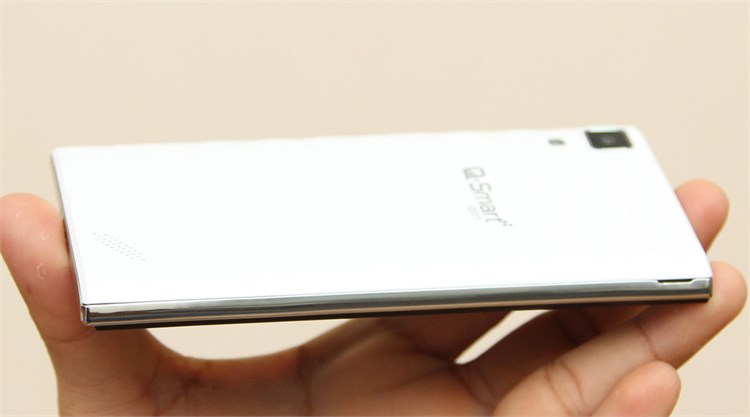 Điện thoại Q-Smart QS17