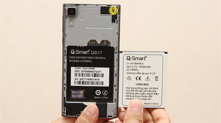 Điện thoại Q-Smart QS17