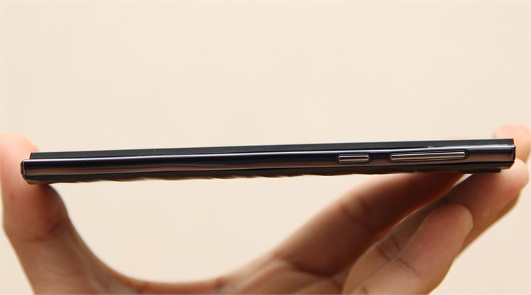 Điện thoại Q-Smart QS17