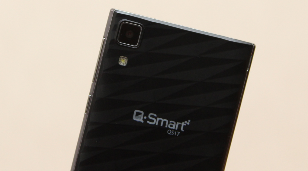 Điện thoại Q-Smart QS17