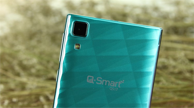 Điện thoại Q-Smart QS17