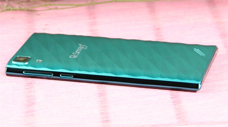 Điện thoại Q-Smart QS17