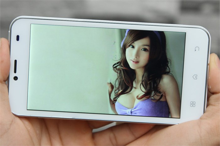 Điện thoại Q-Smart S29