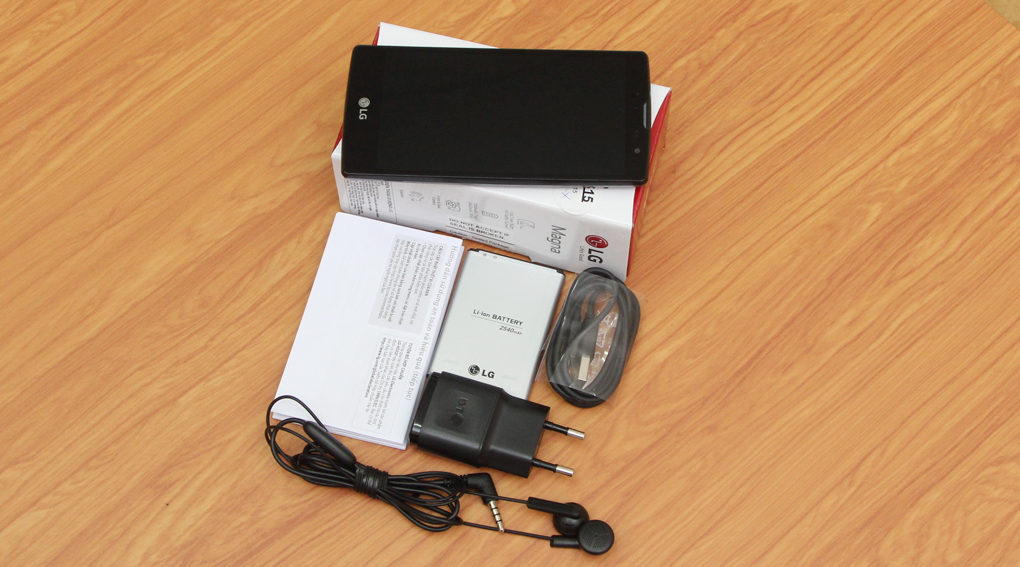 Bộ sản phẩm gồm: Hộp, Pin, Tai nghe, Sách hướng dẫn