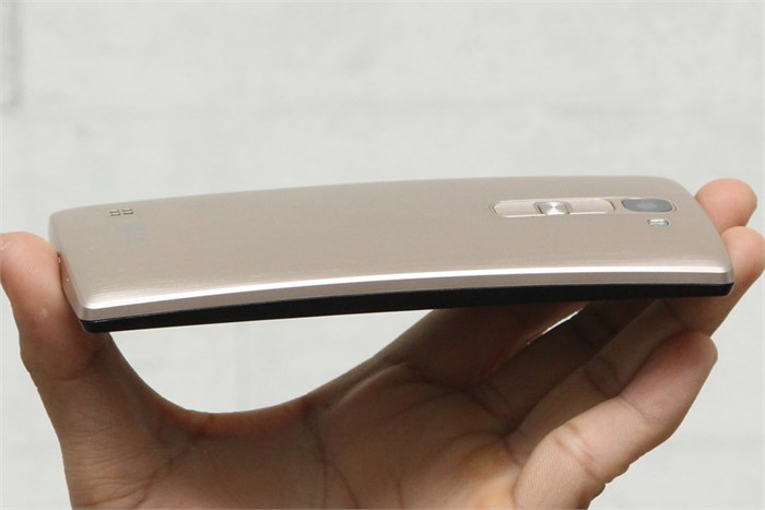 Điện thoại LG Magna Màu Vàng đồng