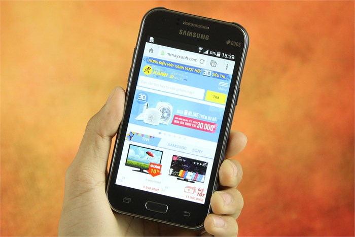 Điện thoại Samsung Galaxy J1