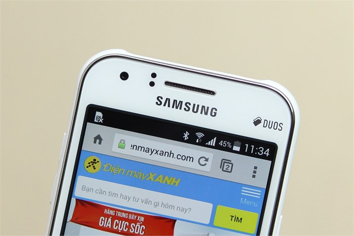Điện thoại Samsung Galaxy J1