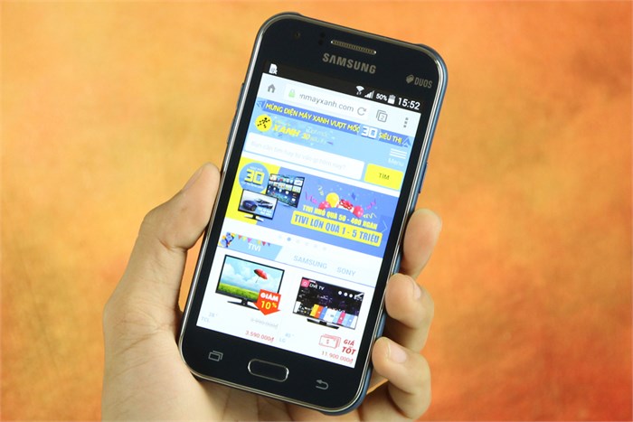 Điện thoại Samsung Galaxy J1
