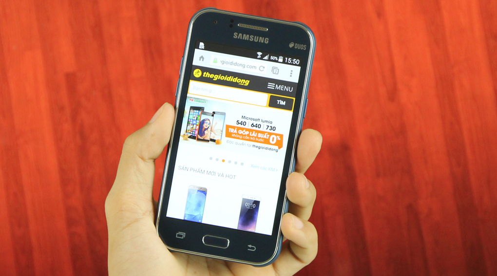 Điện thoại Samsung Galaxy J1