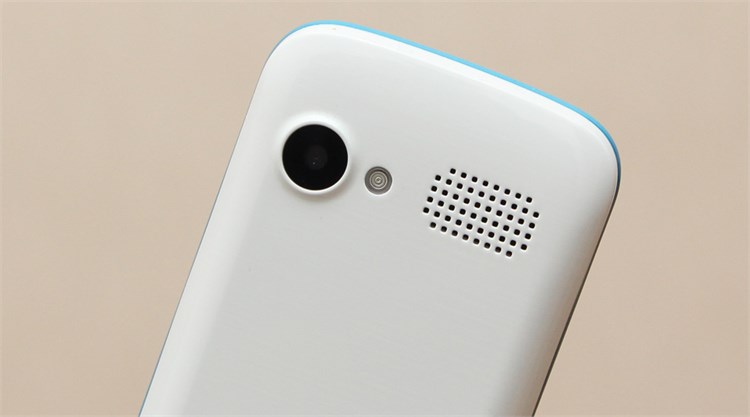 Điện thoại Mobiistar B233 Màu Trắng - Xanh