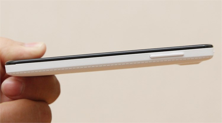 Điện thoại Mobiistar KAT 402C Màu Trắng