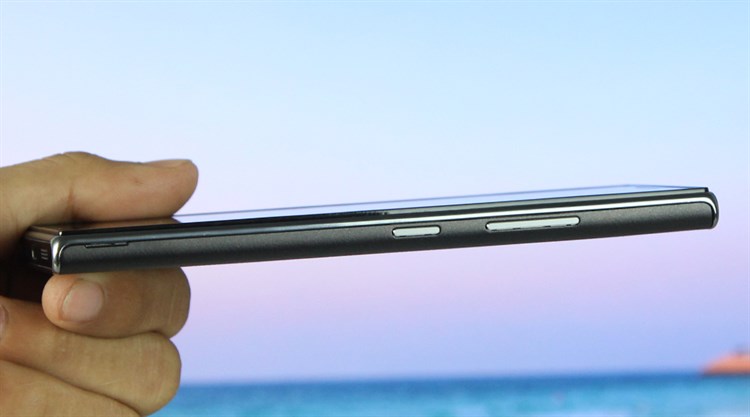 Điện thoại Lenovo P70