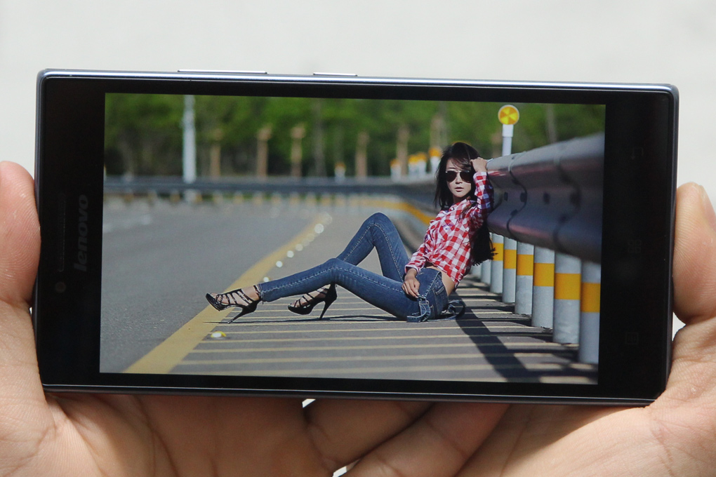 Điện thoại Lenovo P70