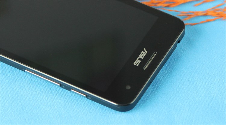 Điện thoại Asus Zenfone 5 (CPU-1.2GHz) Màu Đen