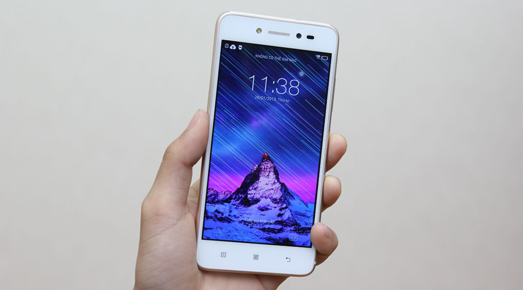 <p>M&aacute;y được trang bị vi xử l&yacute; Snapdragon 410, m&agrave;n h&igrave;nh 5.0' HD cho trải nghiệm về hiệu năng v&agrave; h&igrave;nh ảnh kh&aacute;</p>