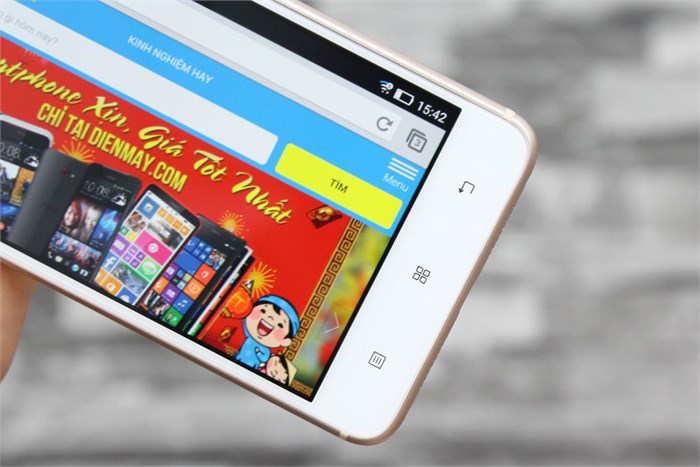 Điện thoại Lenovo S90