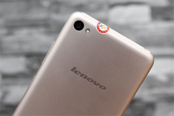 Điện thoại Lenovo S90