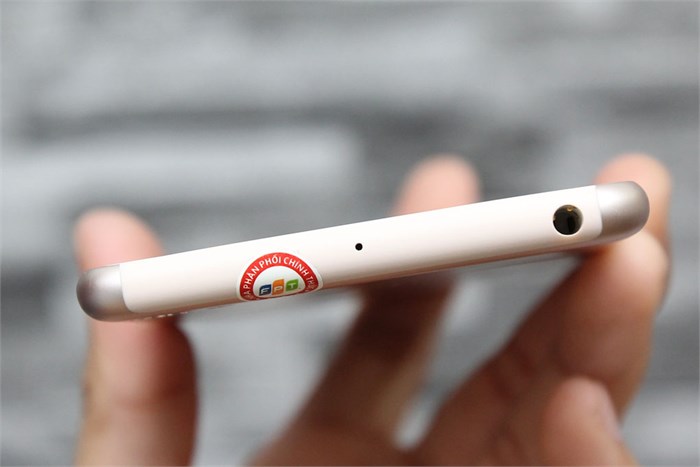 Điện thoại Lenovo S90