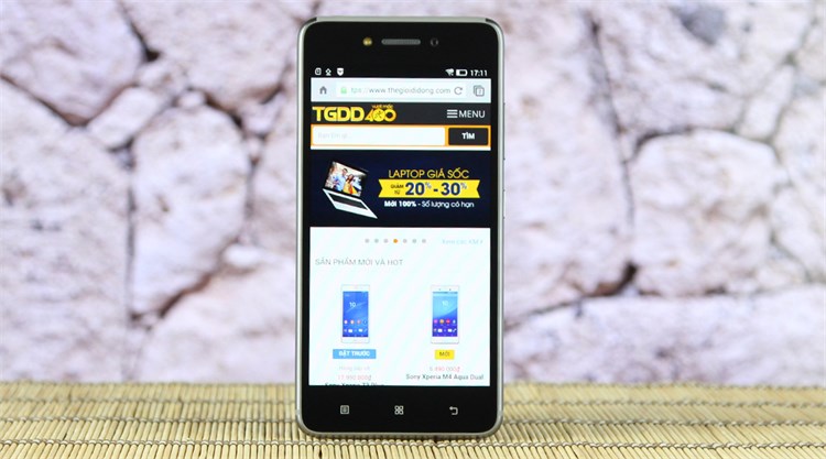Điện thoại Lenovo S90