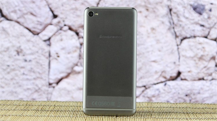 Điện thoại Lenovo S90