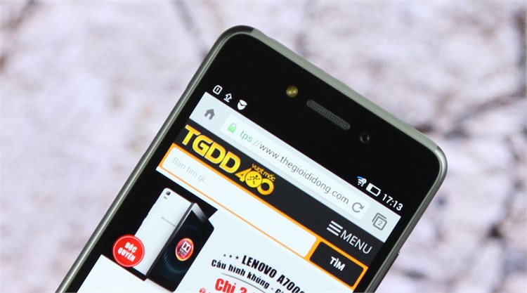 Điện thoại Lenovo S90