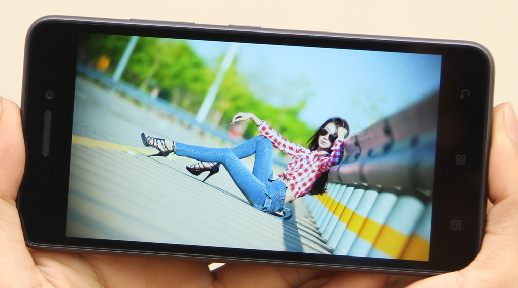Điện thoại Lenovo S60