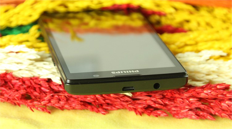 Điện thoại Philips W3500