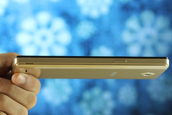 Điện thoại Philips W3500