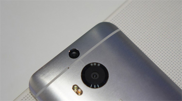 Điện thoại HTC One M9 Plus